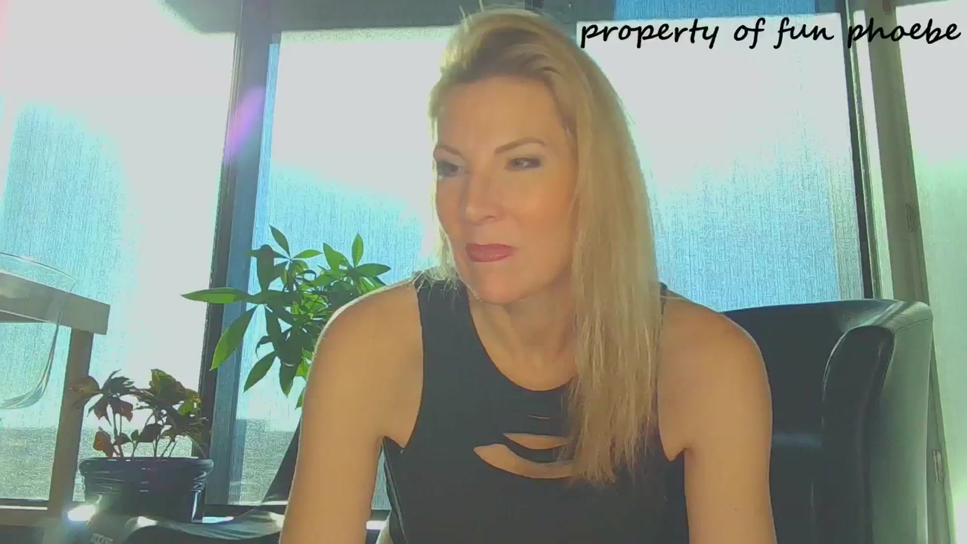 Gallery image thumbnail from Fun_Phoebe's myfreecams stream on, 01/11/2026, 16:44 image 9 of 20