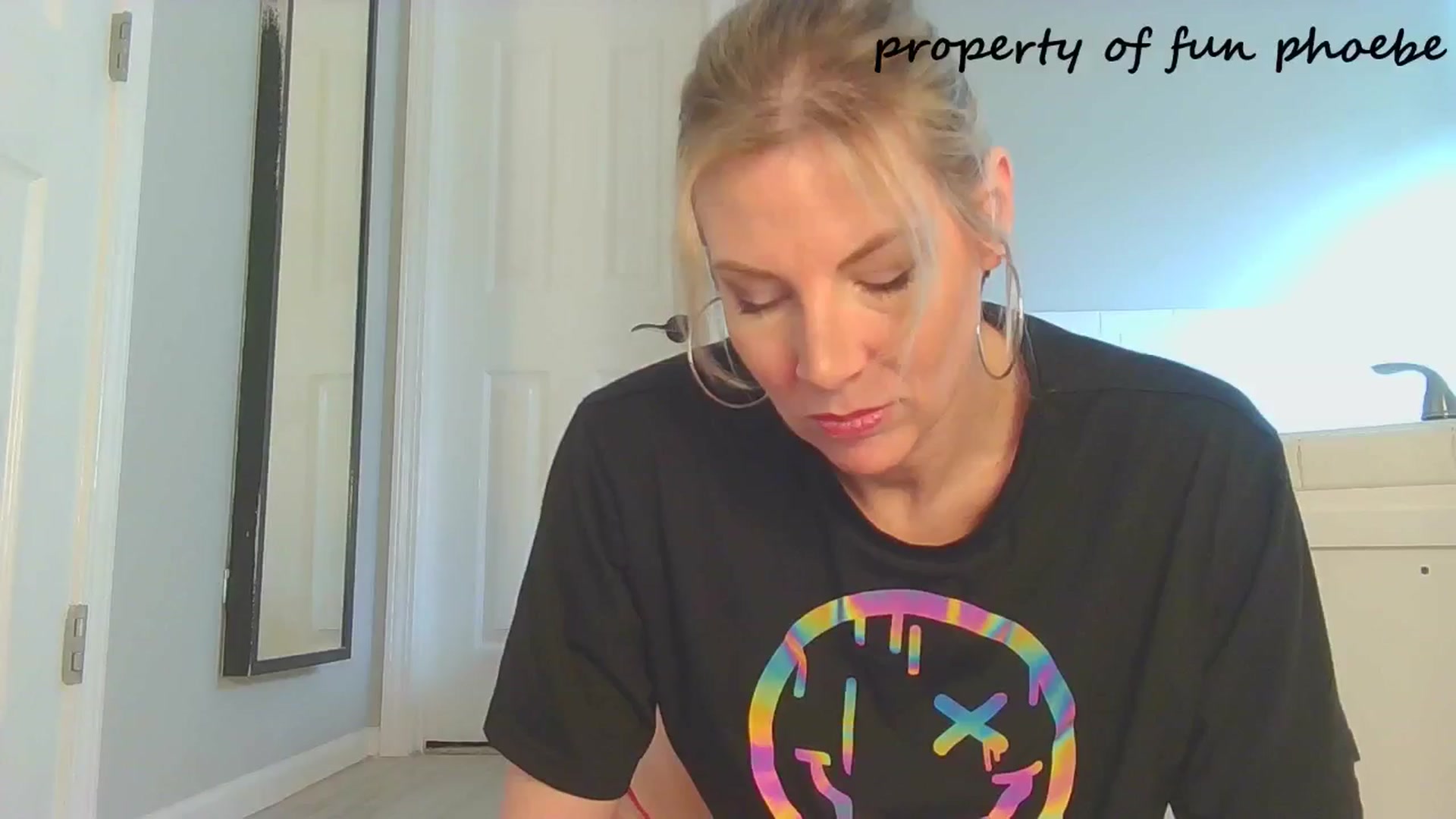Gallery image thumbnail from Fun_Phoebe's myfreecams stream on, 01/22/2026, 17:41 image 5 of 20