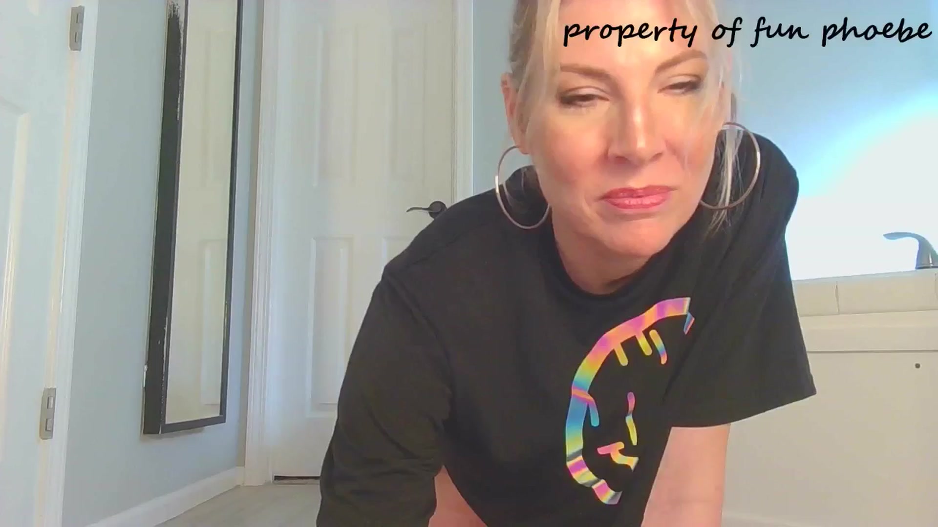 Gallery image thumbnail from Fun_Phoebe's myfreecams stream on, 01/22/2026, 17:41 image 1 of 20