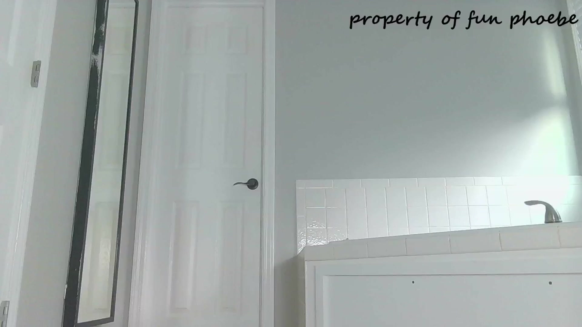 Gallery image thumbnail from Fun_Phoebe's myfreecams stream on, 04/04/2026, 14:11 image 16 of 20