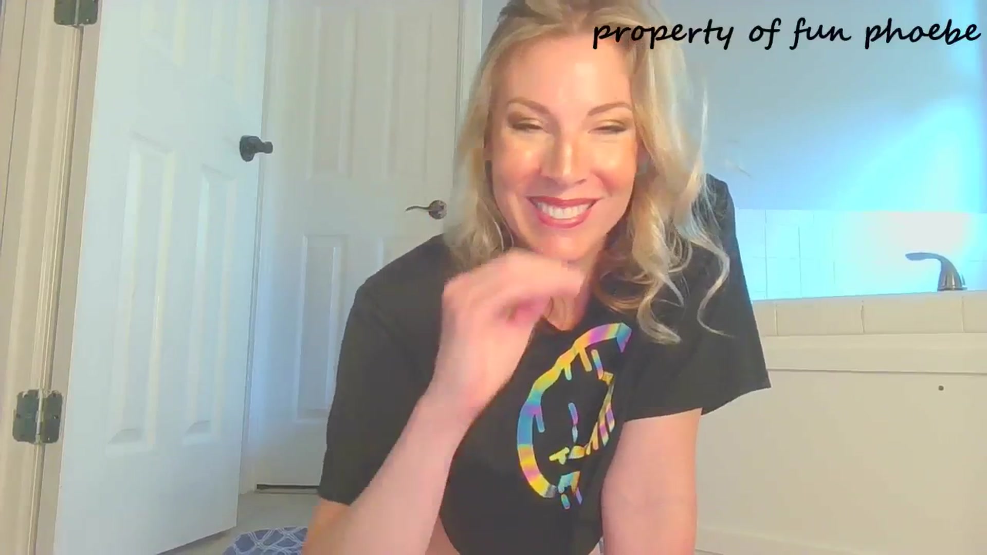 Gallery image thumbnail from Fun_Phoebe's myfreecams stream on, 04/21/2026, 15:01 image 7 of 20