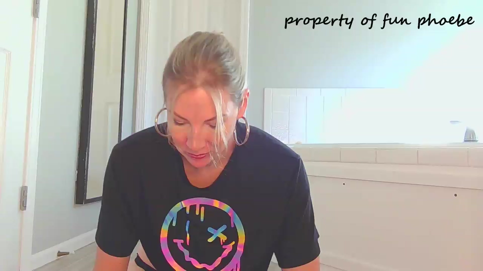 Gallery image thumbnail from Fun_Phoebe's myfreecams stream on, 06/20/2026, 14:26 image 4 of 20