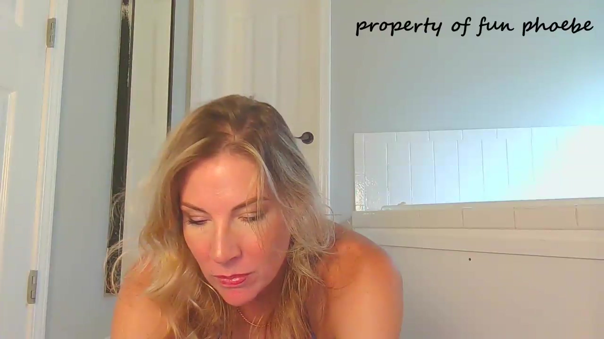 Gallery image thumbnail from Fun_Phoebe's myfreecams stream on, 09/09/2026, 18:43 image 16 of 20