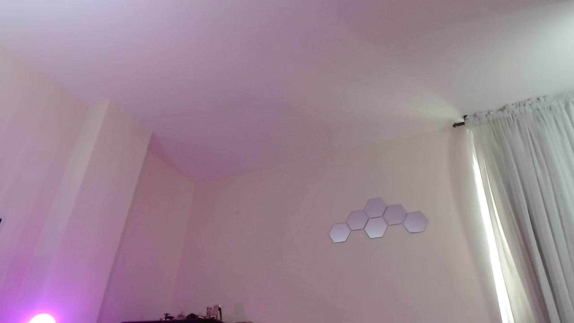 Gallery image thumbnail from Funky_Camille's myfreecams stream on, 07/17/2024, 18:32 image 10 of 20