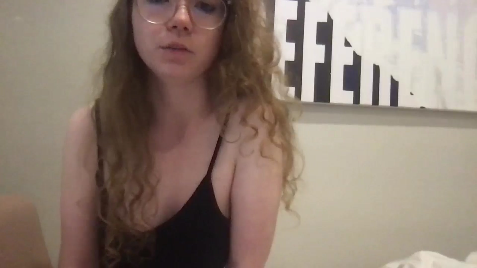 Gallery image thumbnail from FunnyGirlXD's myfreecams stream on, 10/15/2025, 09:51 image 20 of 20