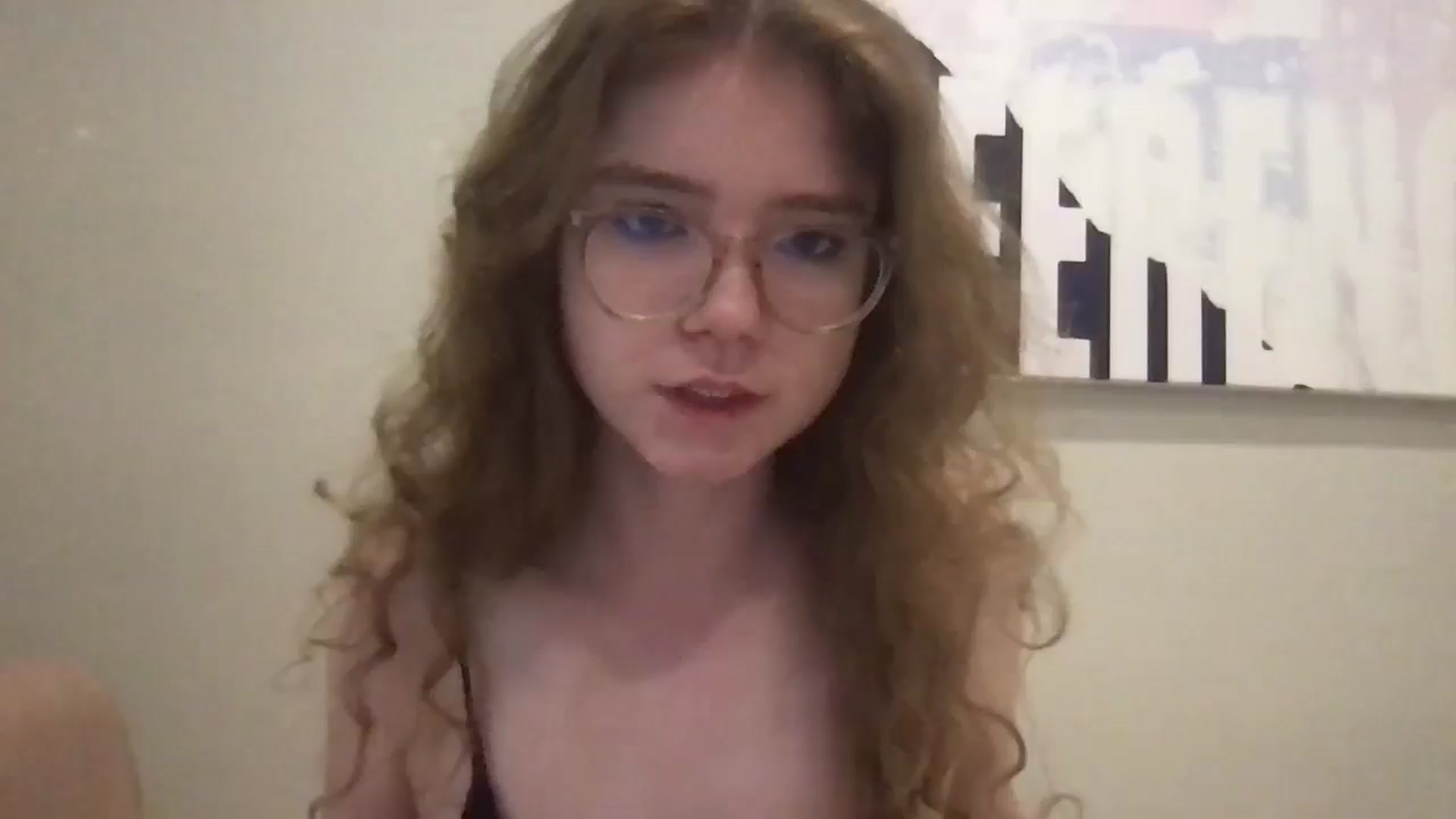 Gallery image thumbnail from FunnyGirlXD's myfreecams stream on, 10/15/2025, 09:51 image 1 of 20