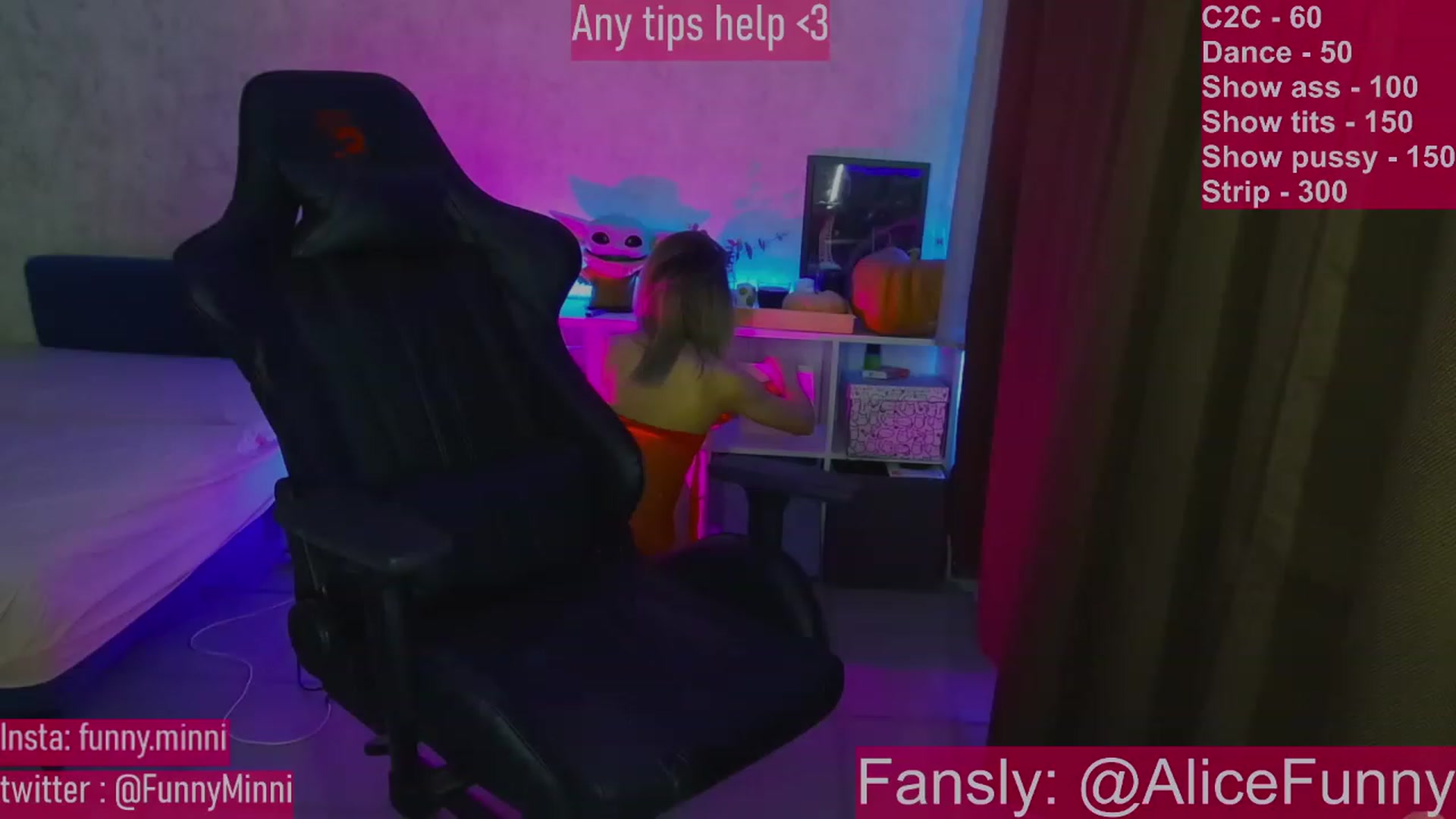 Gallery image thumbnail from FunnyMinni's myfreecams stream on, 12/04/2022, 08:22 image 3 of 20