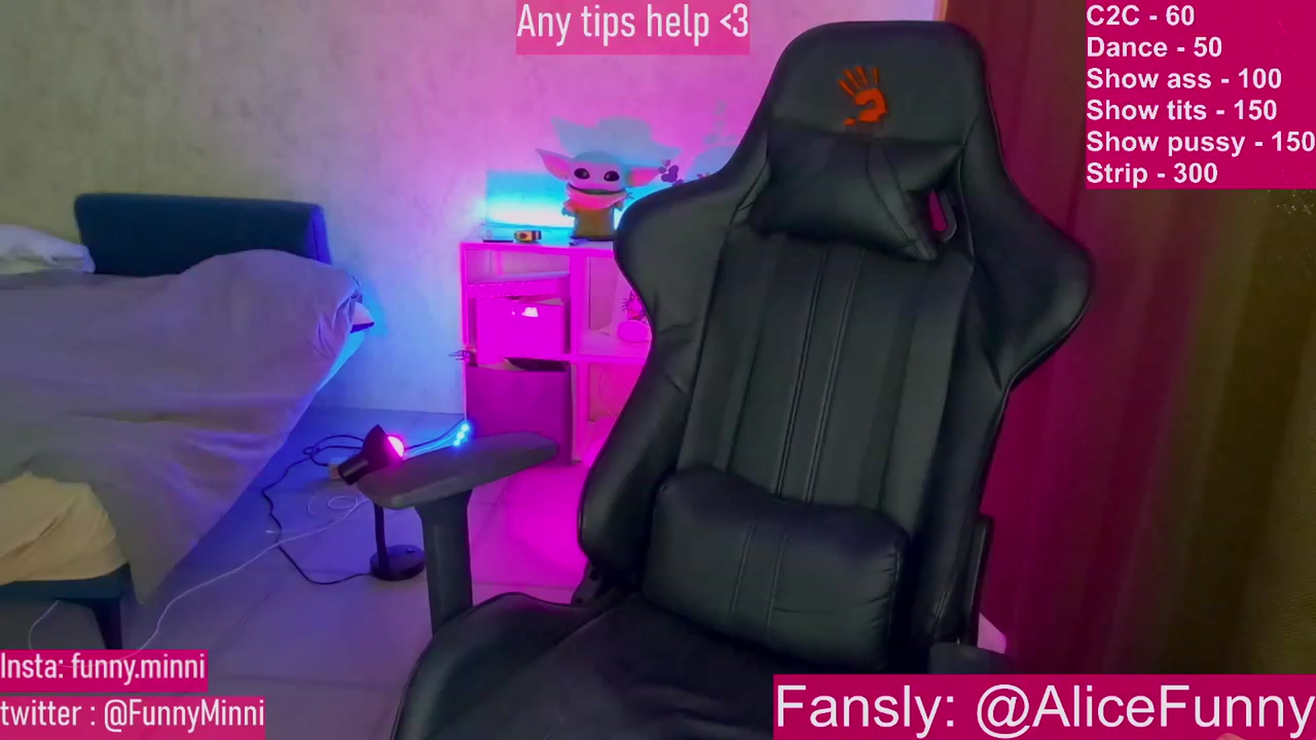 Gallery image thumbnail from FunnyMinni's myfreecams stream on, 12/05/2022, 06:22 image 17 of 20
