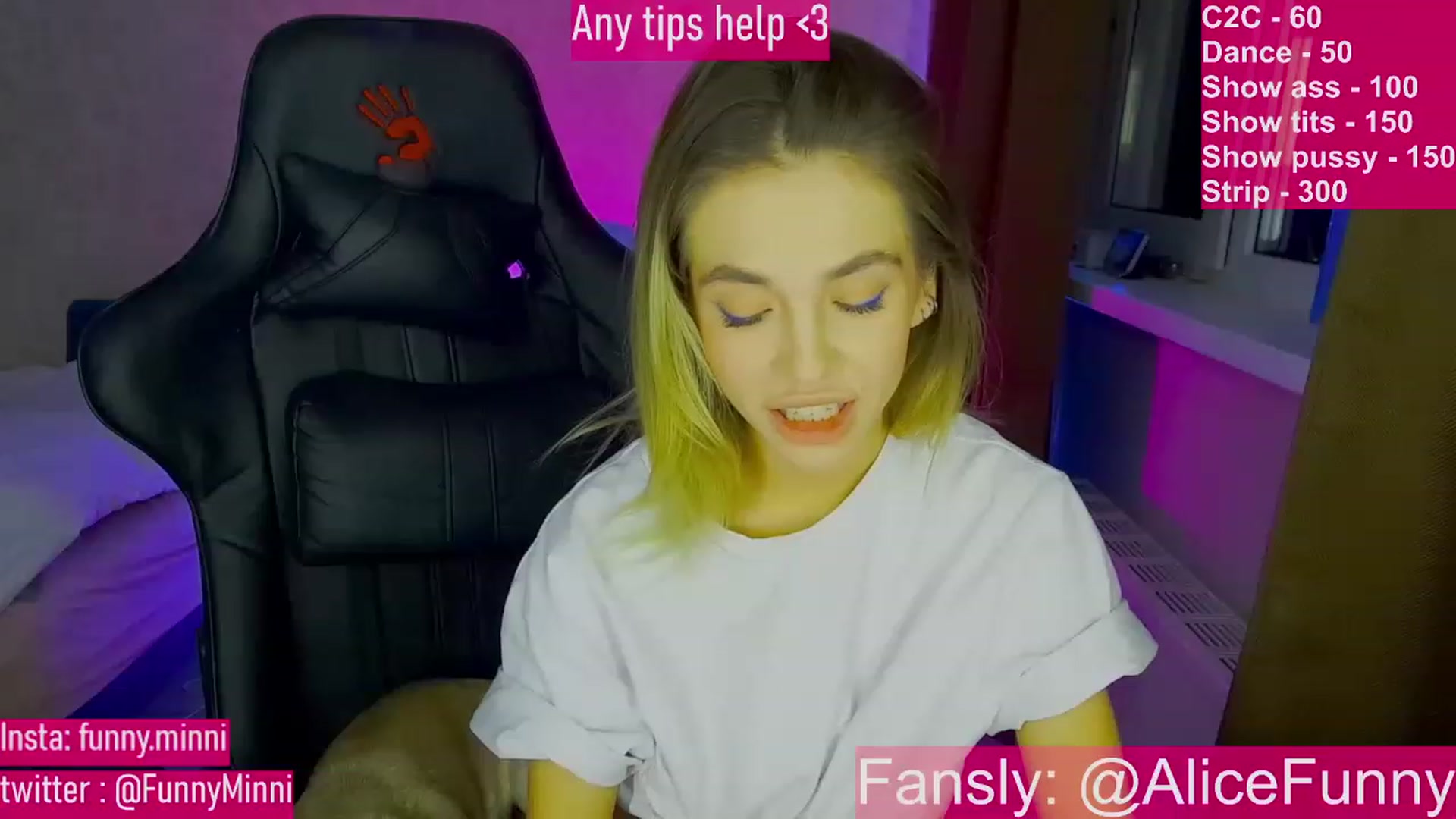 Gallery image thumbnail from FunnyMinni's myfreecams stream on, 12/08/2022, 16:23 image 7 of 20
