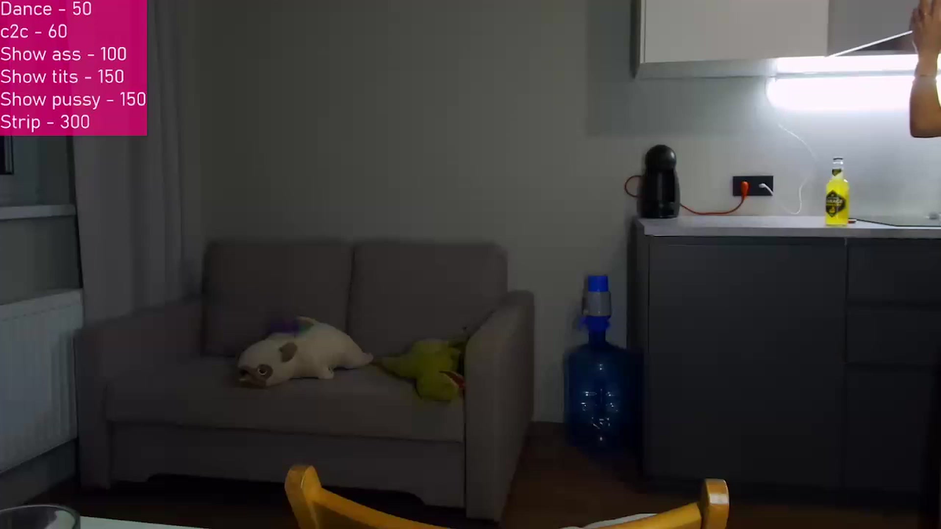 Gallery image thumbnail from FunnyMinni's myfreecams stream on, 12/11/2022, 18:33 image 2 of 20