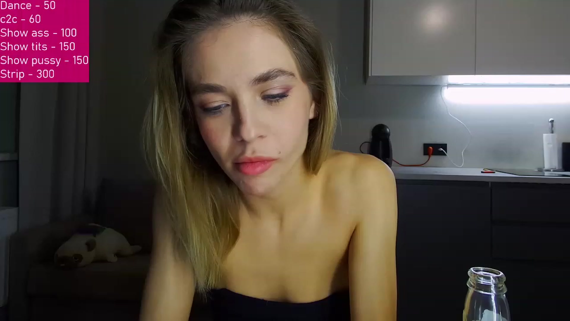 Gallery image thumbnail from FunnyMinni's myfreecams stream on, 12/11/2022, 18:33 image 9 of 20