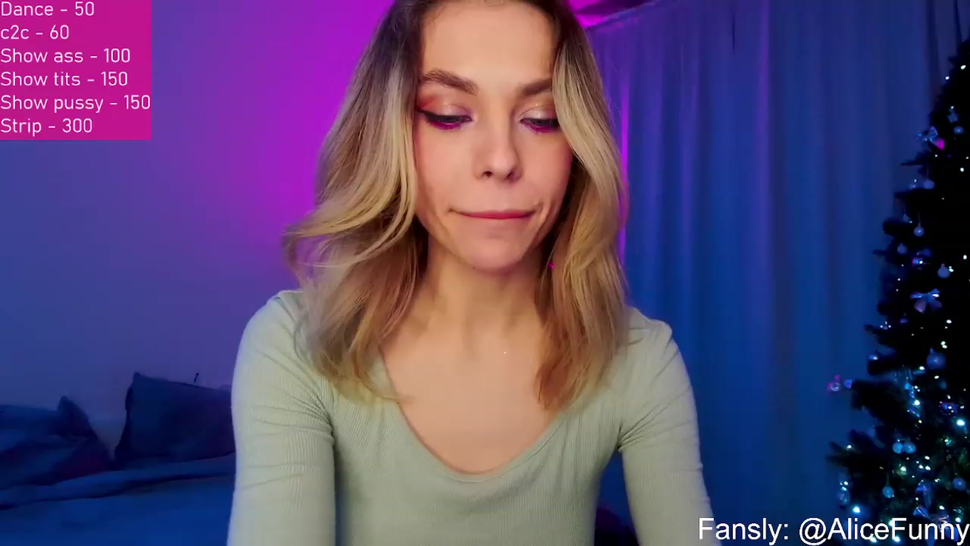 Gallery image thumbnail from FunnyMinni's myfreecams stream on, 12/21/2022, 17:42 image 20 of 20