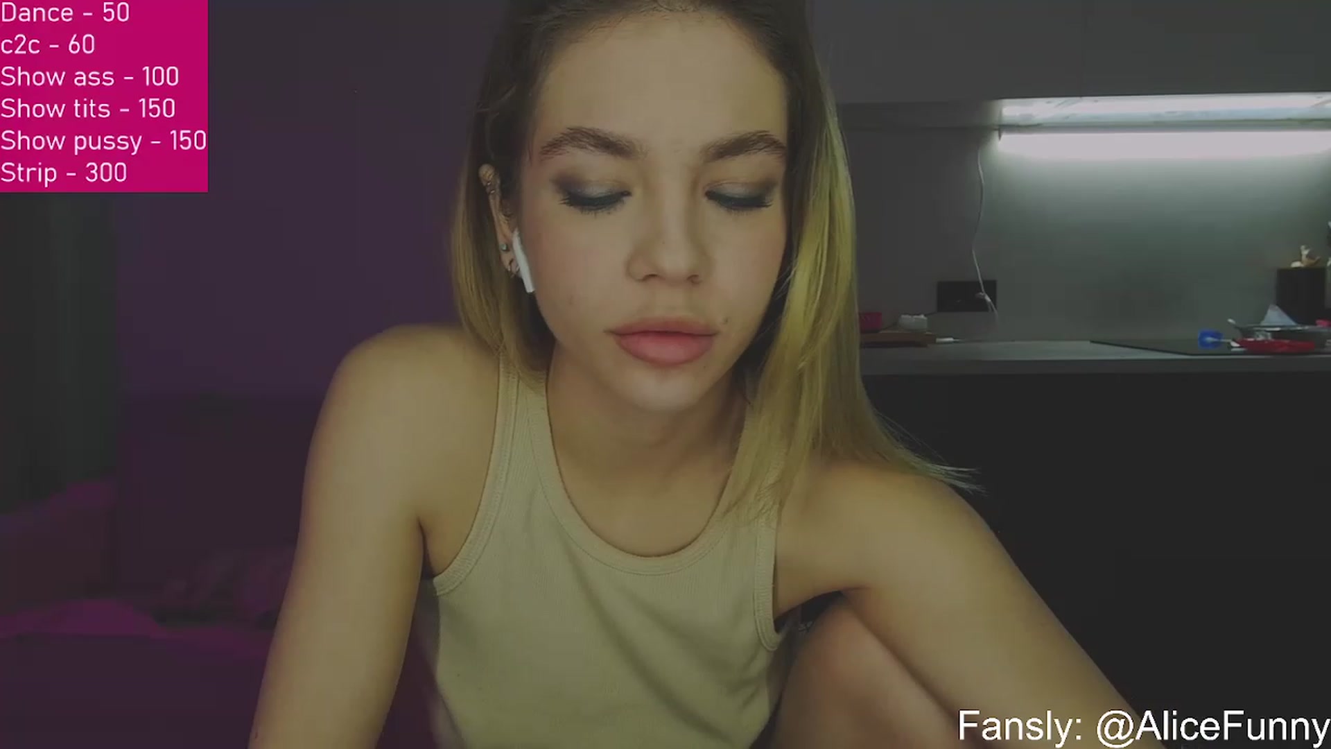 Gallery image thumbnail from FunnyMinni's myfreecams stream on, 01/26/2023, 06:19 image 3 of 20