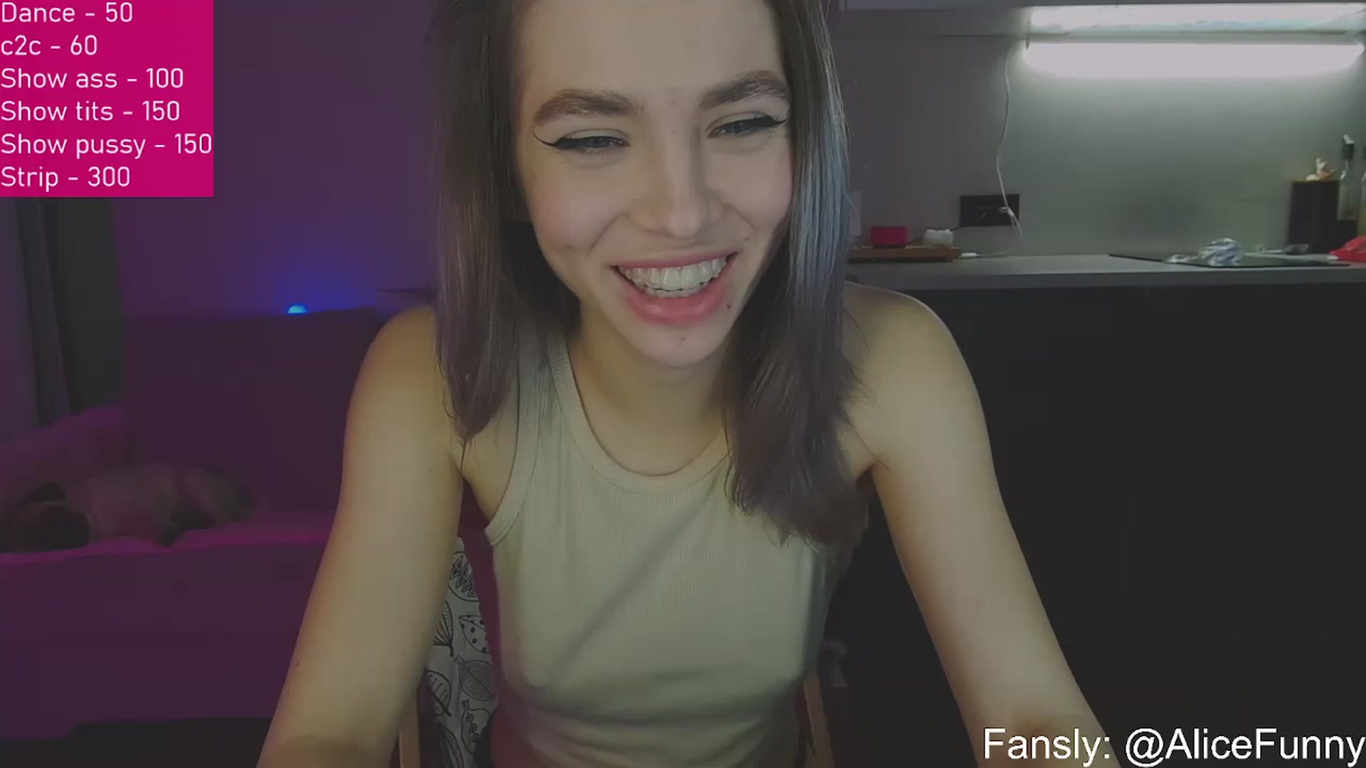 Gallery image thumbnail from FunnyMinni's myfreecams stream on, 01/26/2023, 17:15 image 7 of 20