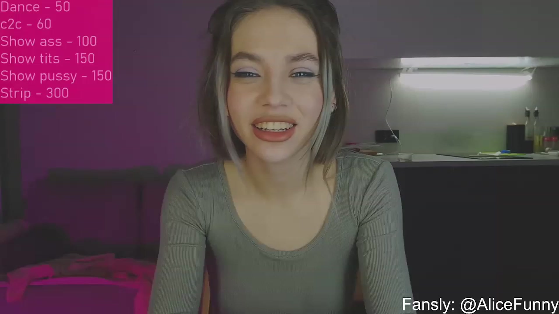 Gallery image thumbnail from FunnyMinni's myfreecams stream on, 01/31/2023, 04:59 image 2 of 20