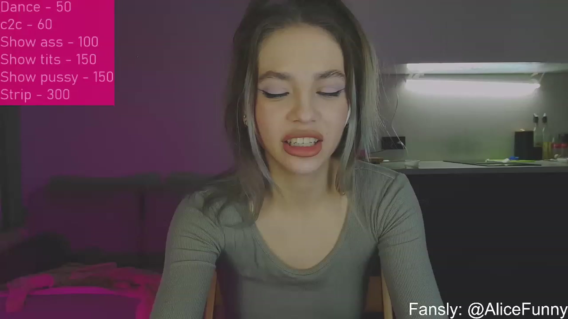 Gallery image thumbnail from FunnyMinni's myfreecams stream on, 01/31/2023, 04:59 image 12 of 20