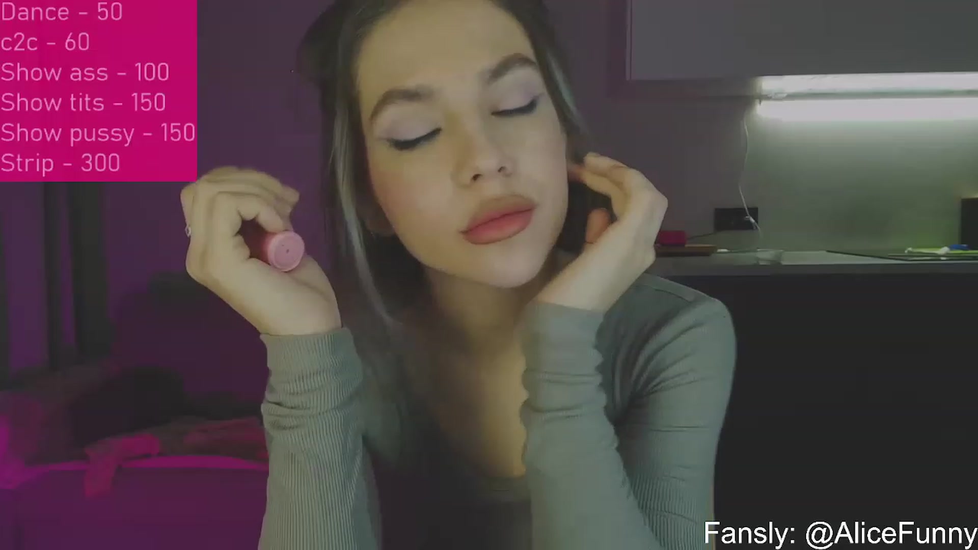 Gallery image thumbnail from FunnyMinni's myfreecams stream on, 01/31/2023, 05:29 image 6 of 20