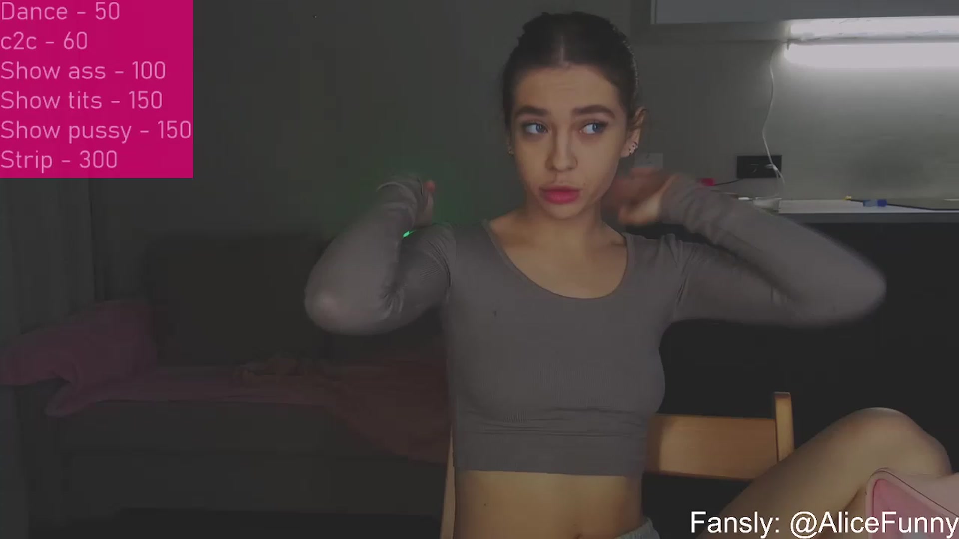 Gallery image thumbnail from FunnyMinni's myfreecams stream on, 01/31/2023, 18:15 image 4 of 20