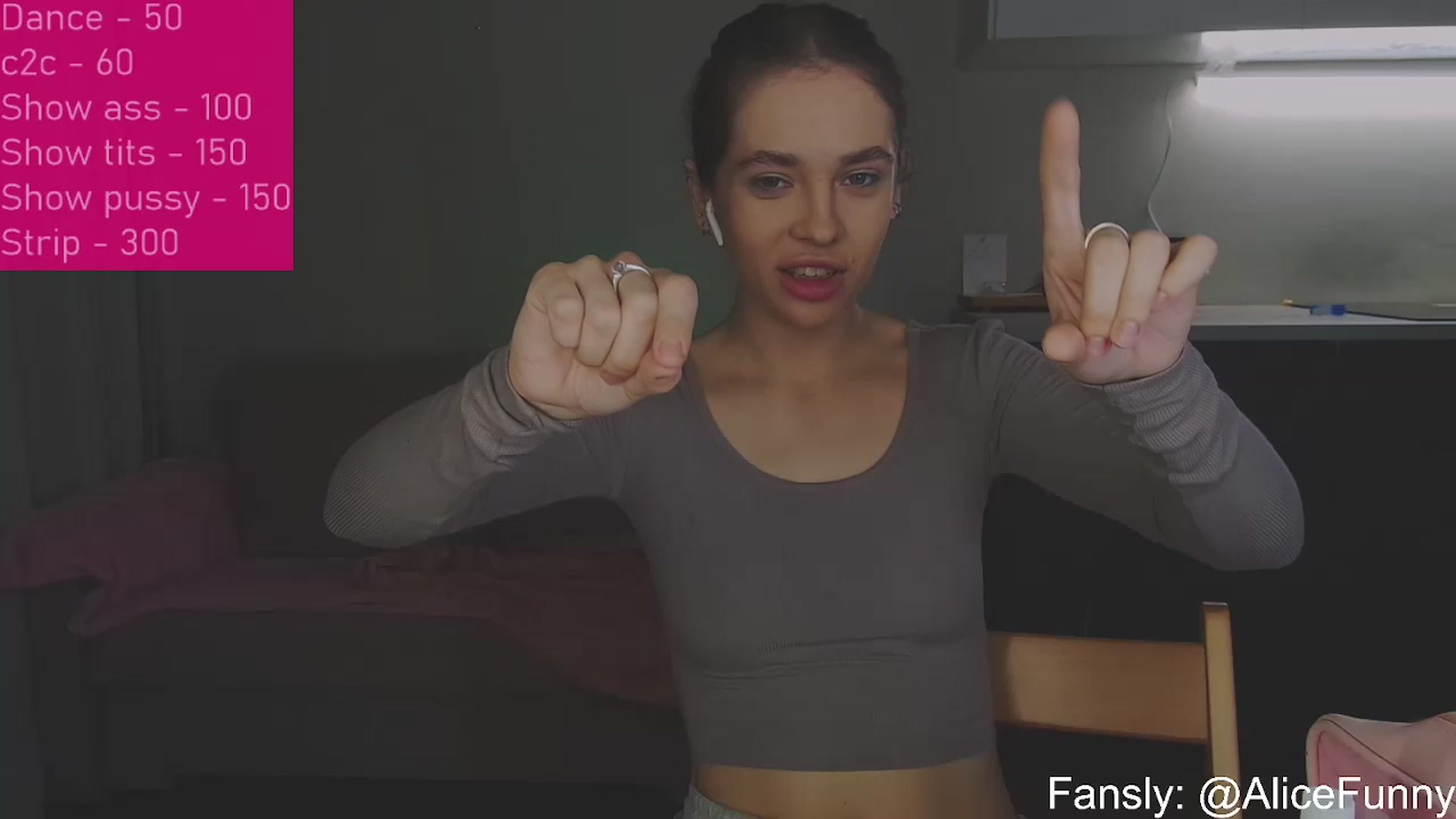 Gallery image thumbnail from FunnyMinni's myfreecams stream on, 01/31/2023, 18:15 image 1 of 20