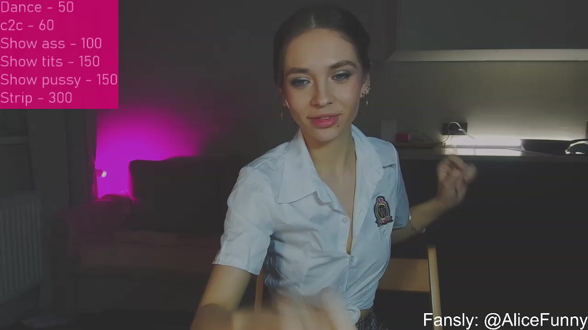 Gallery image thumbnail from FunnyMinni's myfreecams stream on, 02/18/2023, 18:37 image 19 of 20