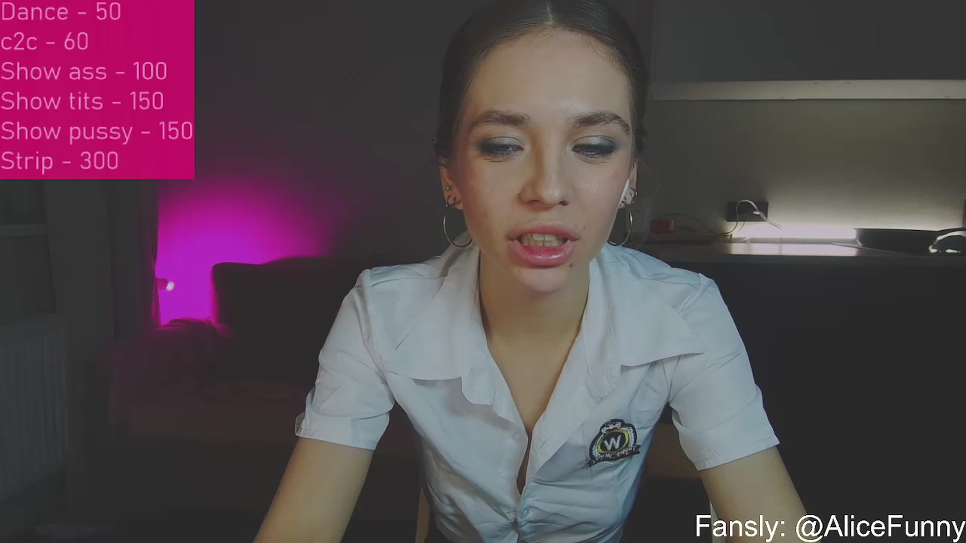 Gallery image thumbnail from FunnyMinni's myfreecams stream on, 02/18/2023, 19:31 image 9 of 20