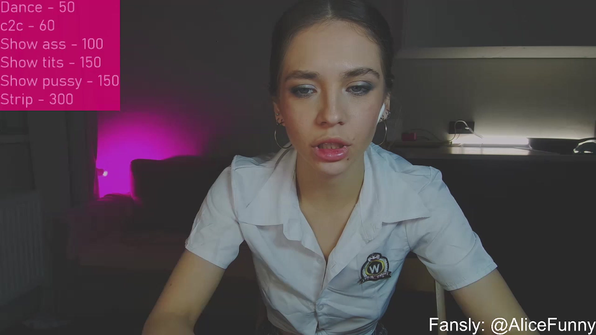 Gallery image thumbnail from FunnyMinni's myfreecams stream on, 02/18/2023, 19:31 image 11 of 20