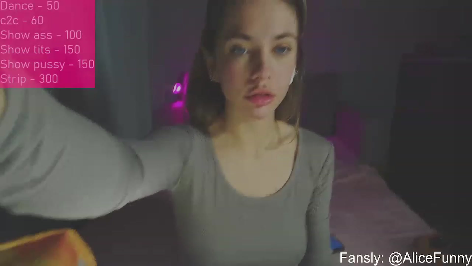 Gallery image thumbnail from FunnyMinni's myfreecams stream on, 02/21/2023, 07:41 image 17 of 20