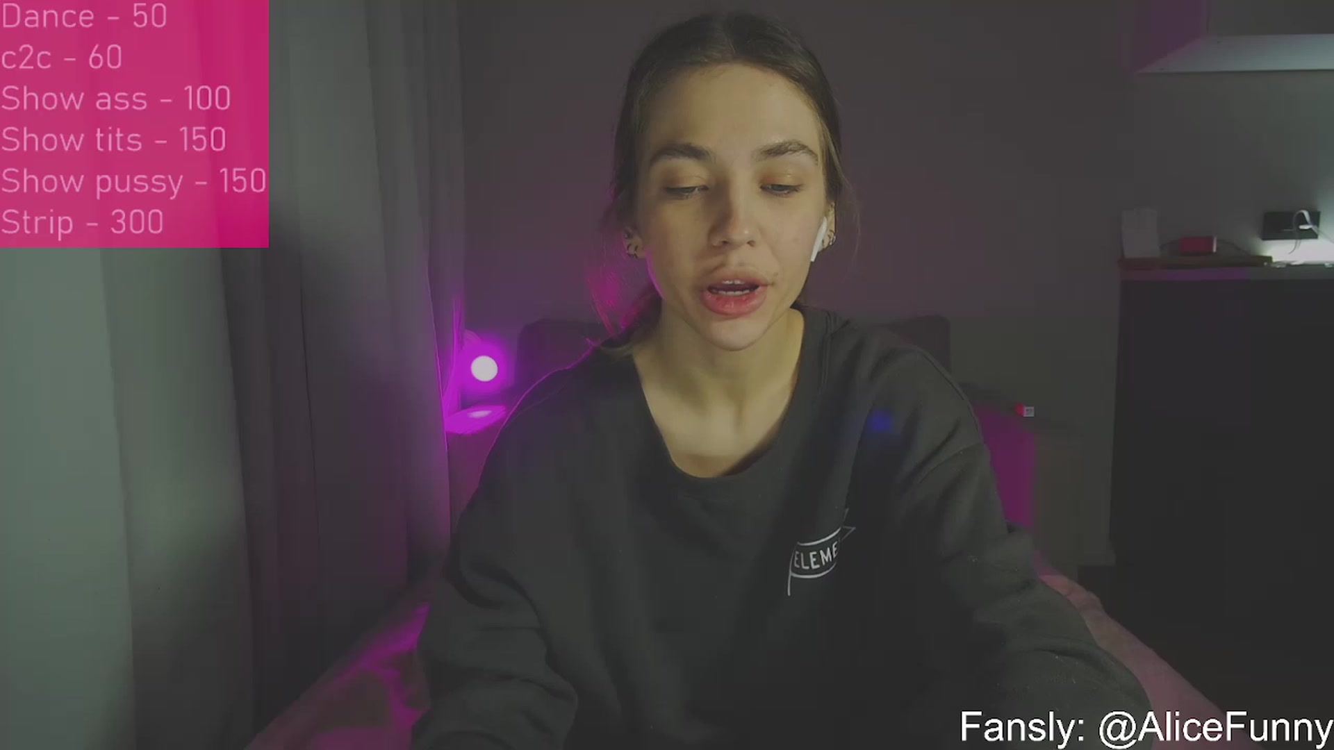 Gallery image thumbnail from FunnyMinni's myfreecams stream on, 02/23/2023, 18:14 image 1 of 20
