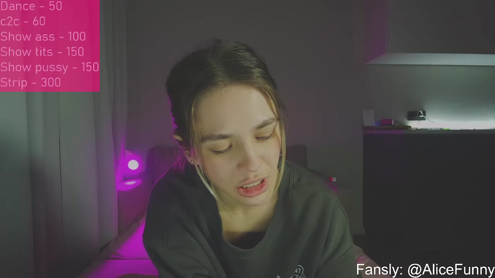 Gallery image thumbnail from FunnyMinni's myfreecams stream on, 02/23/2023, 18:14 image 15 of 20
