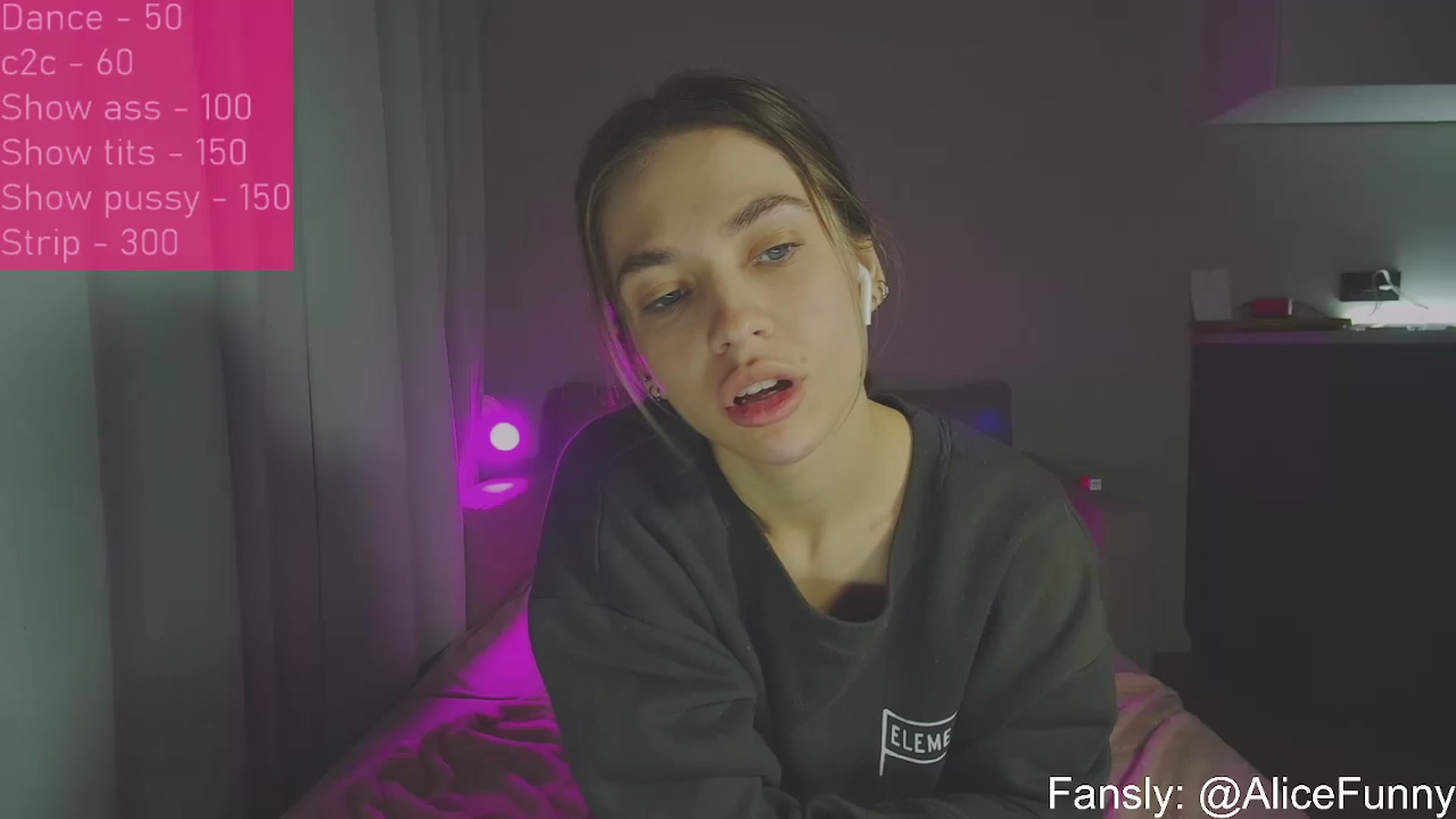 Gallery image thumbnail from FunnyMinni's myfreecams stream on, 02/23/2023, 18:14 image 10 of 20