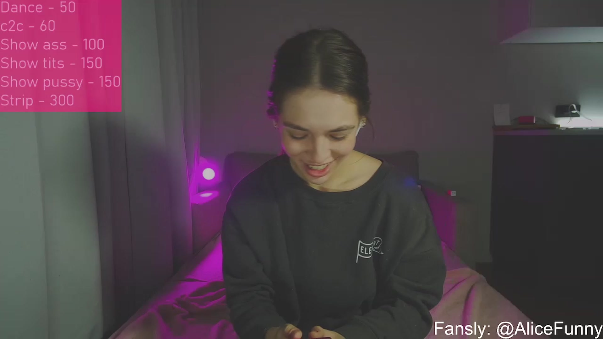 Gallery image thumbnail from FunnyMinni's myfreecams stream on, 02/23/2023, 18:14 image 3 of 20