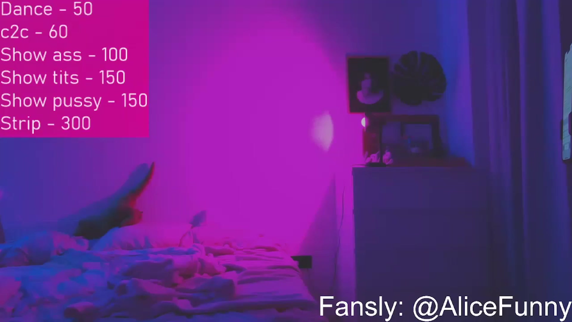 Gallery image thumbnail from FunnyMinni's myfreecams stream on, 03/13/2023, 18:35 image 2 of 20