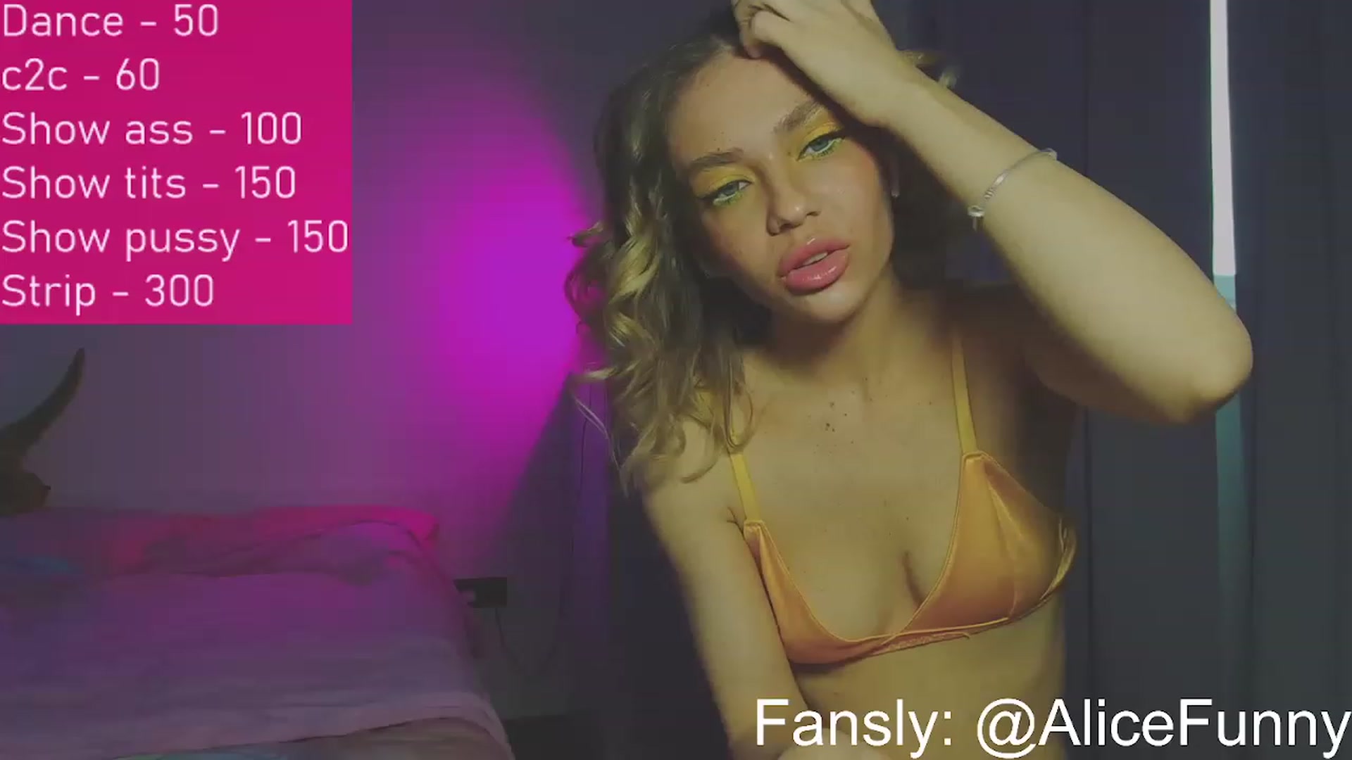 Gallery image thumbnail from FunnyMinni's myfreecams stream on, 03/14/2023, 06:54 image 9 of 20