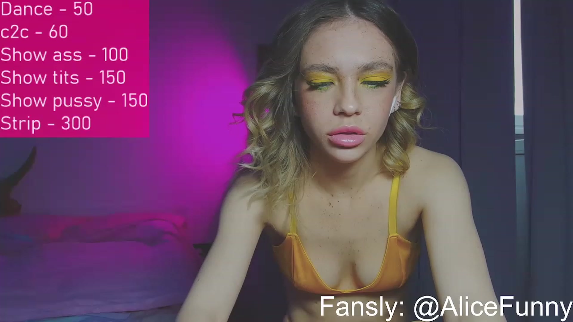 Gallery image thumbnail from FunnyMinni's myfreecams stream on, 03/14/2023, 06:54 image 18 of 20
