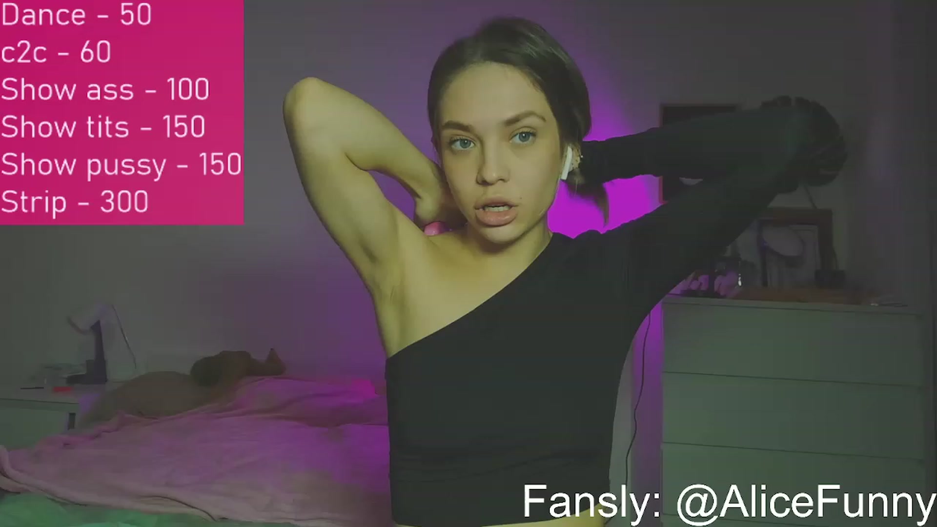 Gallery image thumbnail from FunnyMinni's myfreecams stream on, 03/14/2023, 19:49 image 8 of 20