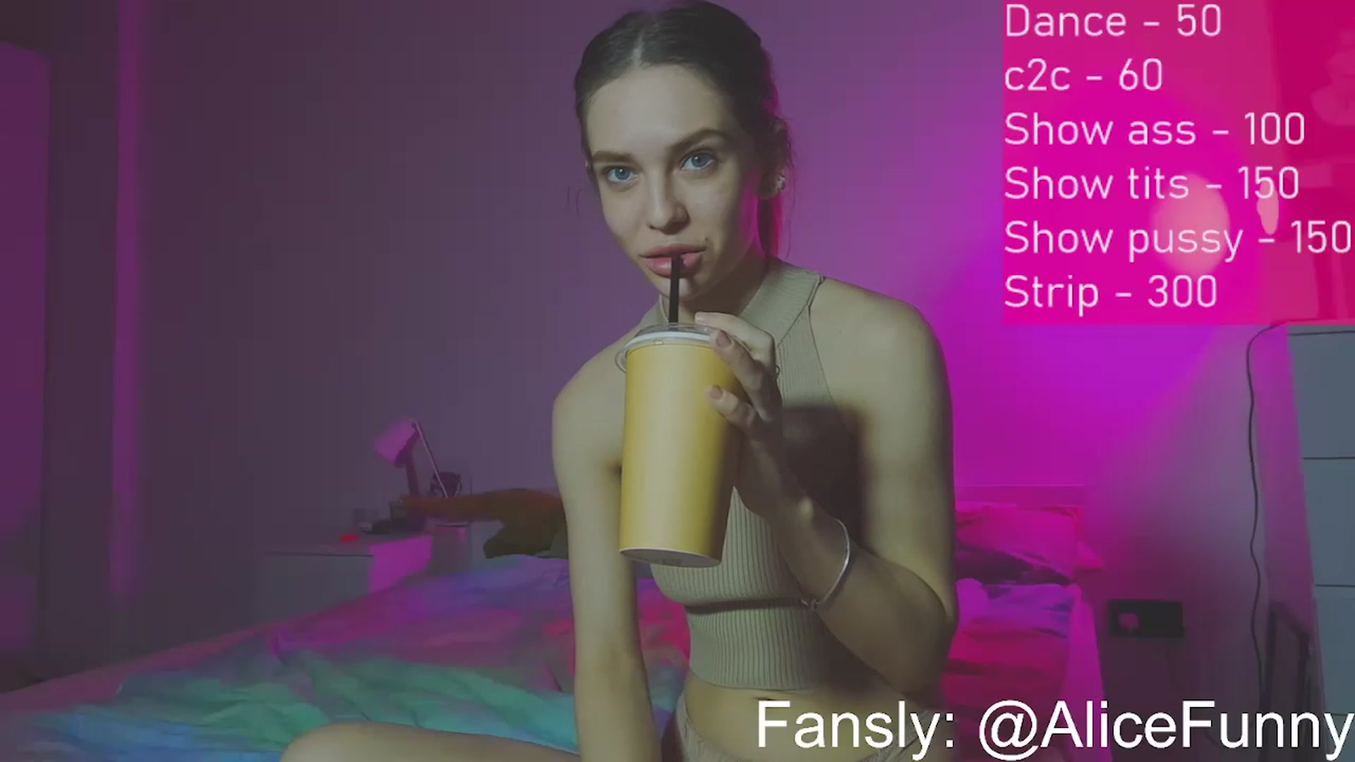Gallery image thumbnail from FunnyMinni's myfreecams stream on, 03/26/2023, 17:14 image 7 of 20