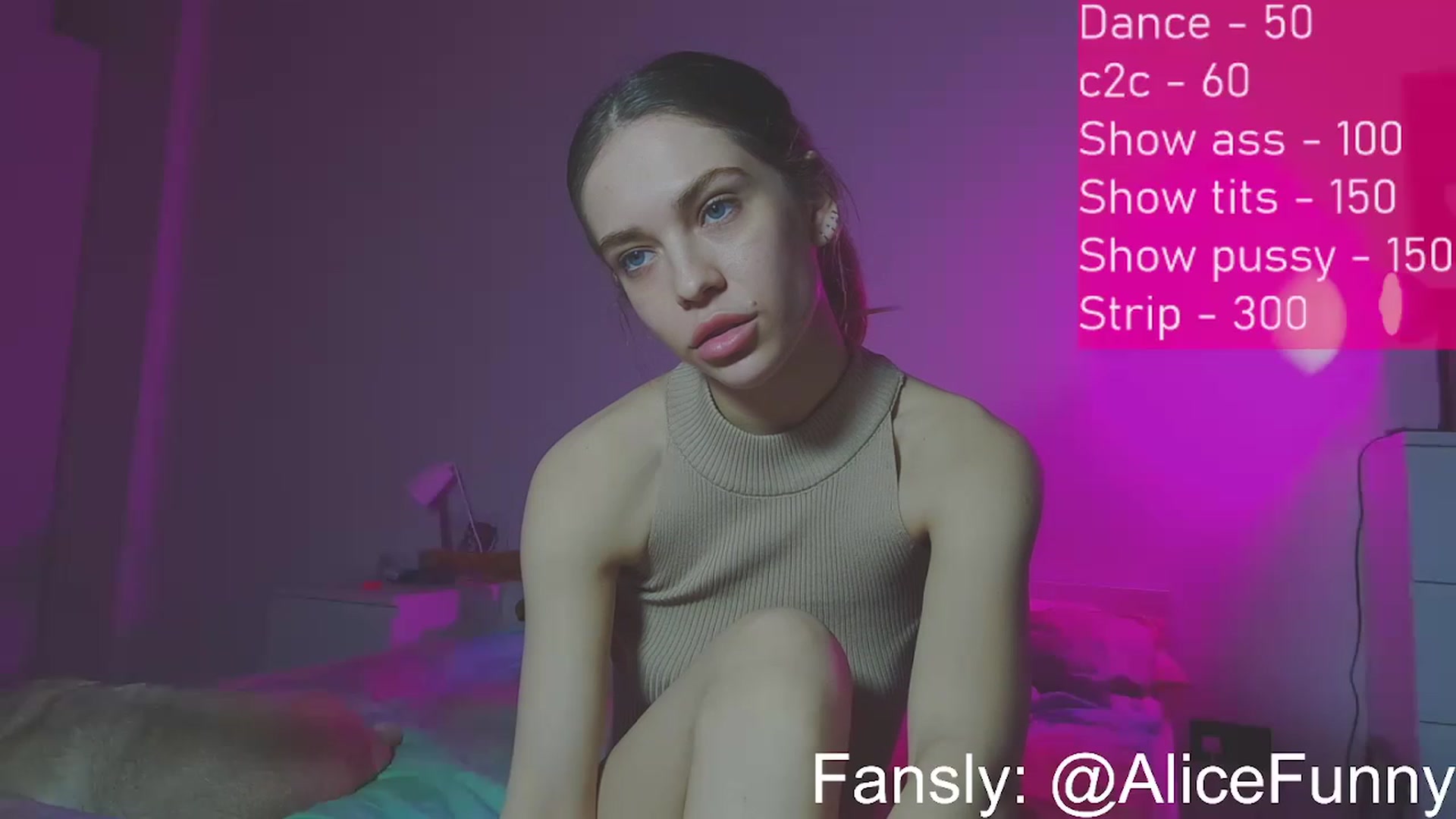 Gallery image thumbnail from FunnyMinni's myfreecams stream on, 03/26/2023, 17:14 image 19 of 20