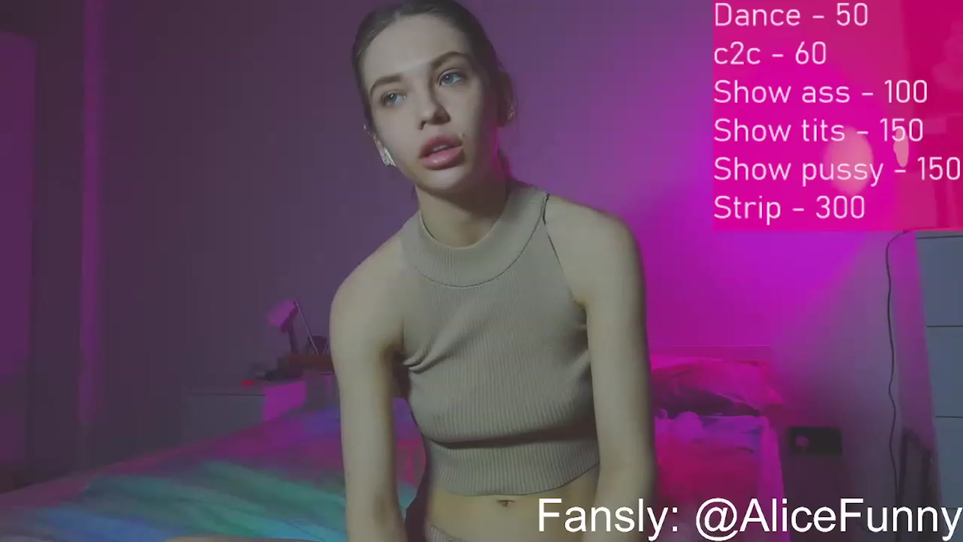 Gallery image thumbnail from FunnyMinni's myfreecams stream on, 03/26/2023, 17:14 image 10 of 20