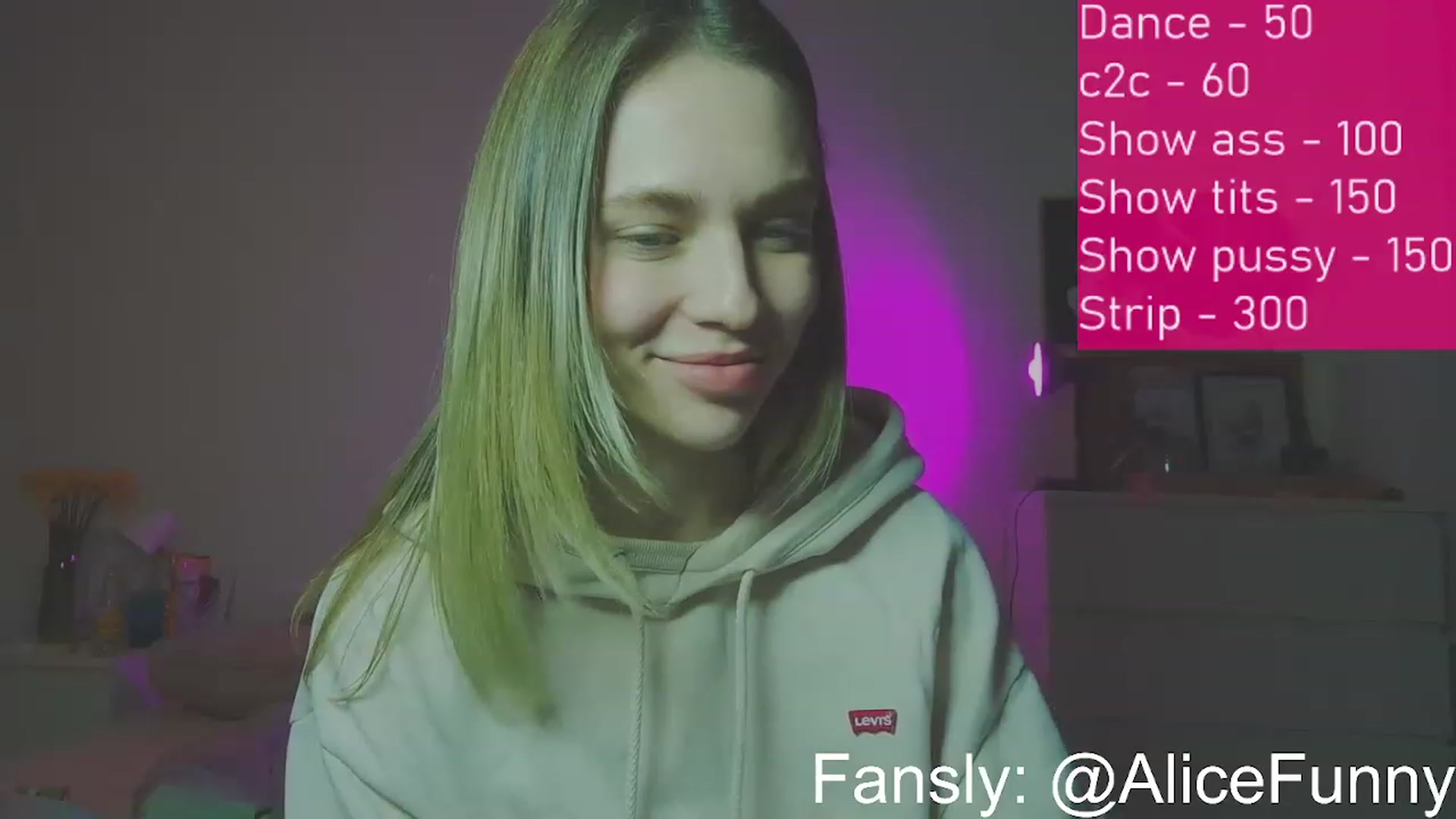 Gallery image thumbnail from FunnyMinni's myfreecams stream on, 03/27/2023, 18:16 image 12 of 20