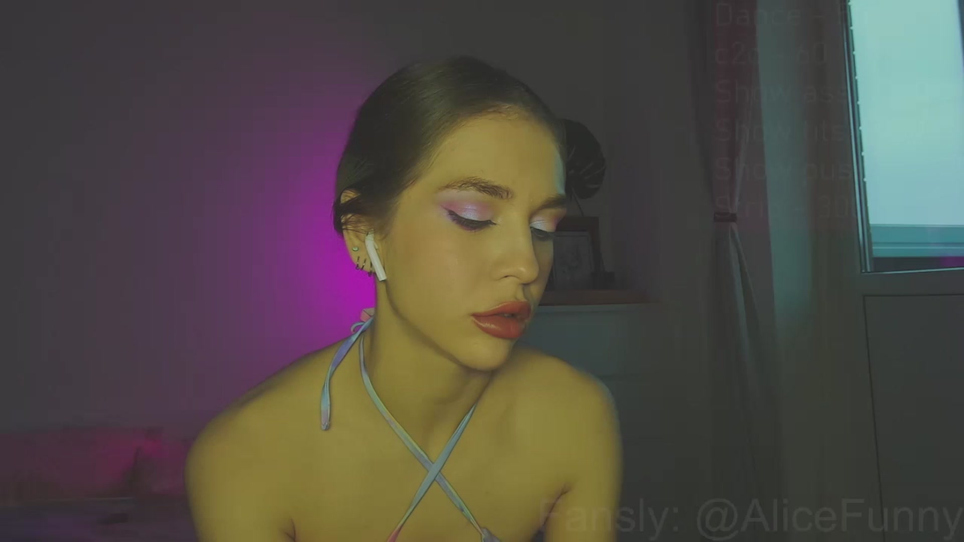 Gallery image thumbnail from FunnyMinni's myfreecams stream on, 03/29/2023, 06:09 image 16 of 20