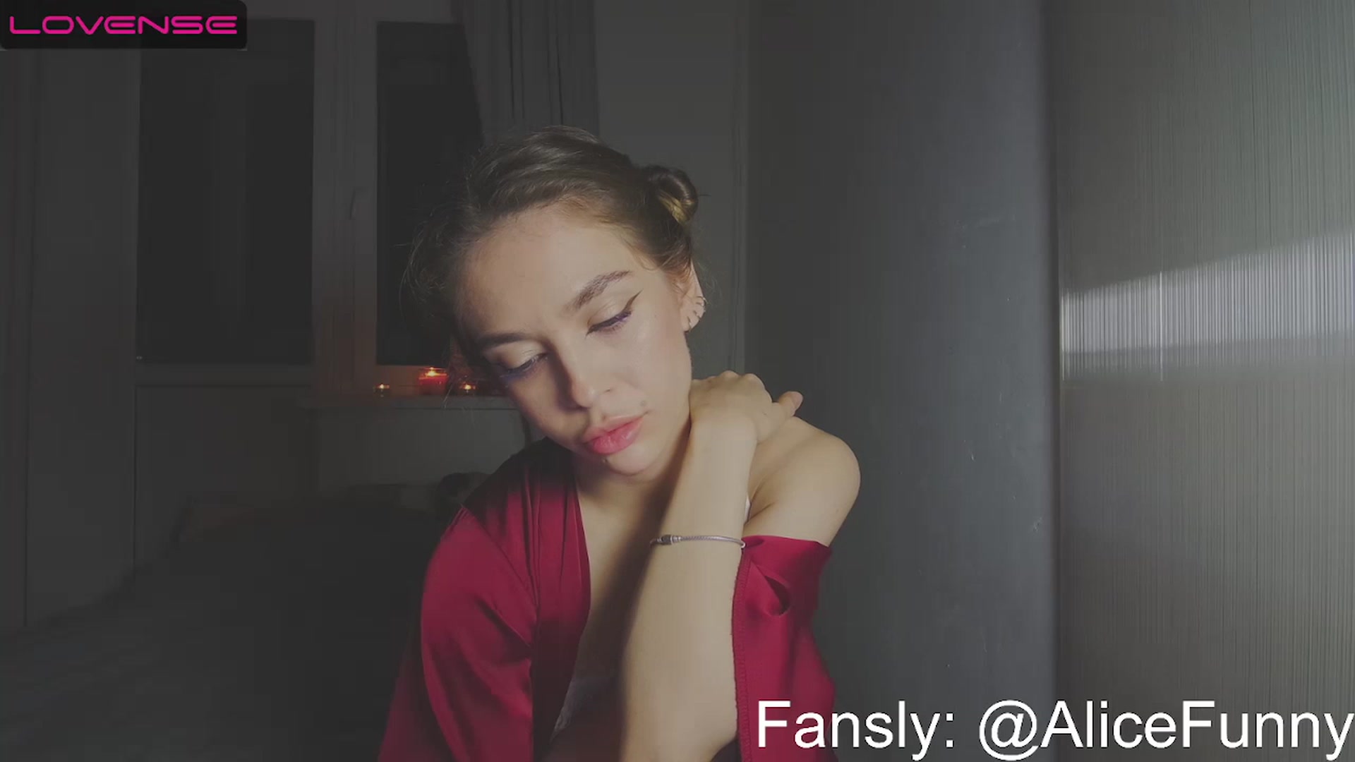 Gallery image thumbnail from FunnyMinni's myfreecams stream on, 04/24/2023, 18:25 image 10 of 20