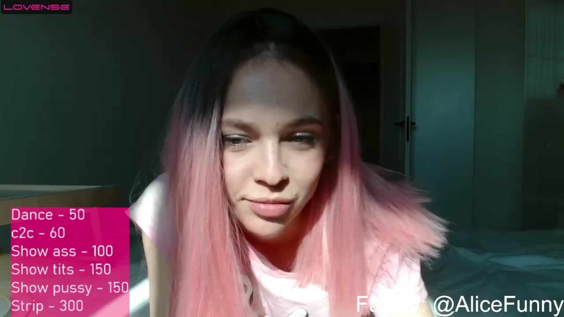Gallery image thumbnail from FunnyMinni's myfreecams stream on, 08/08/2023, 06:11 image 10 of 20