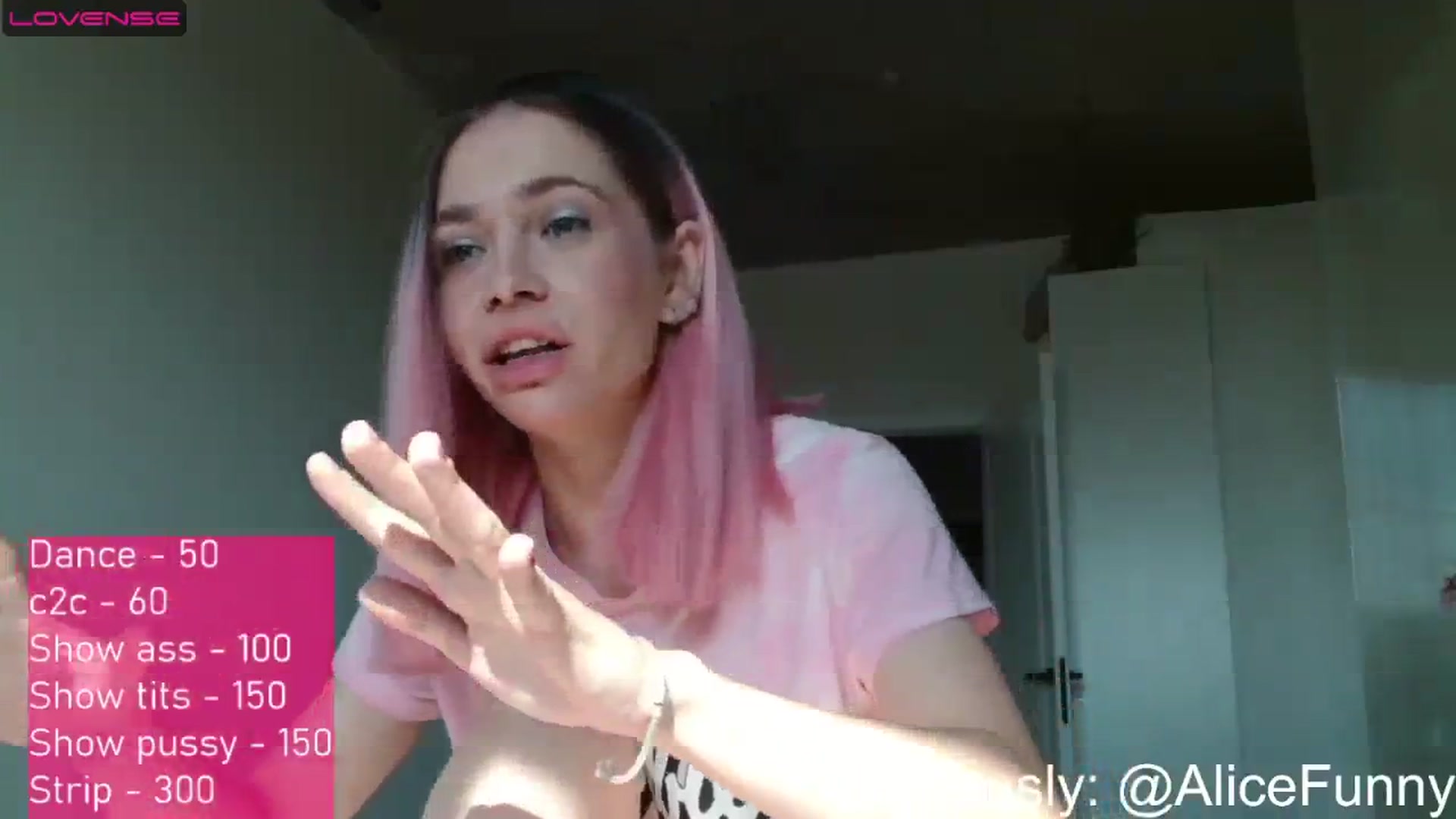 Gallery image thumbnail from FunnyMinni's myfreecams stream on, 08/08/2023, 06:11 image 8 of 20