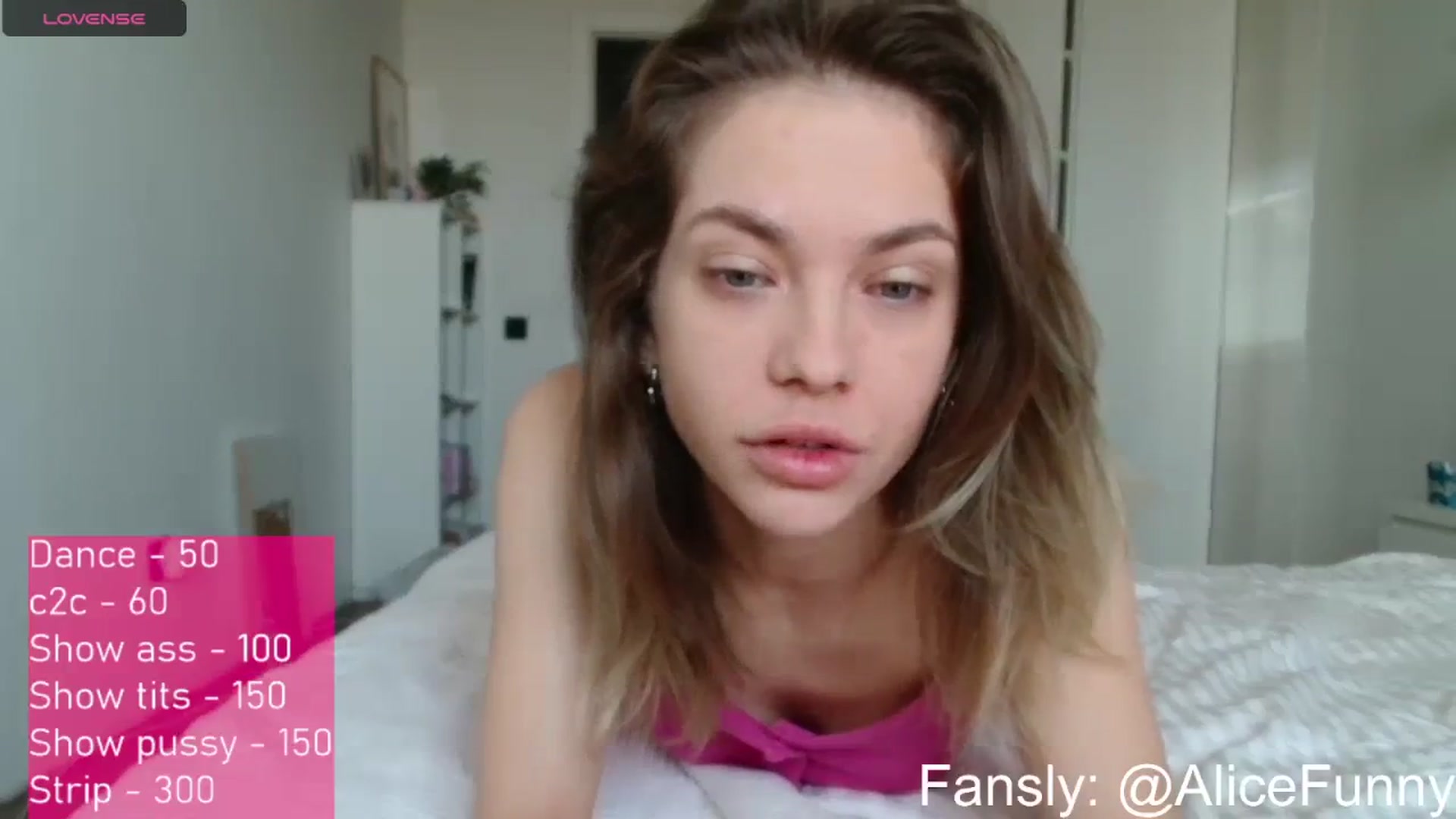 Gallery image thumbnail from FunnyMinni's myfreecams stream on, 08/17/2023, 07:39 image 13 of 20