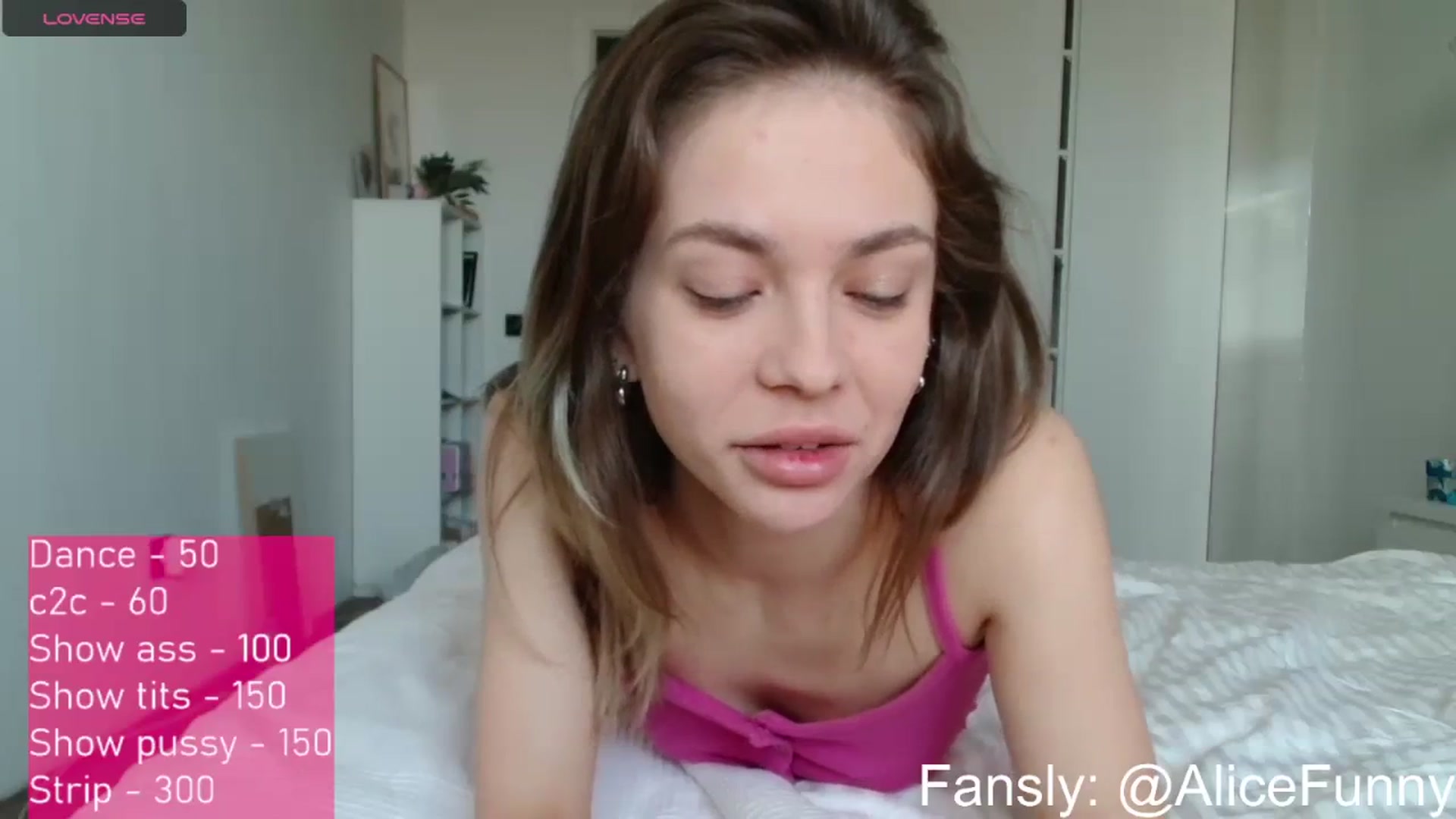 Gallery image thumbnail from FunnyMinni's myfreecams stream on, 08/17/2023, 07:39 image 11 of 20