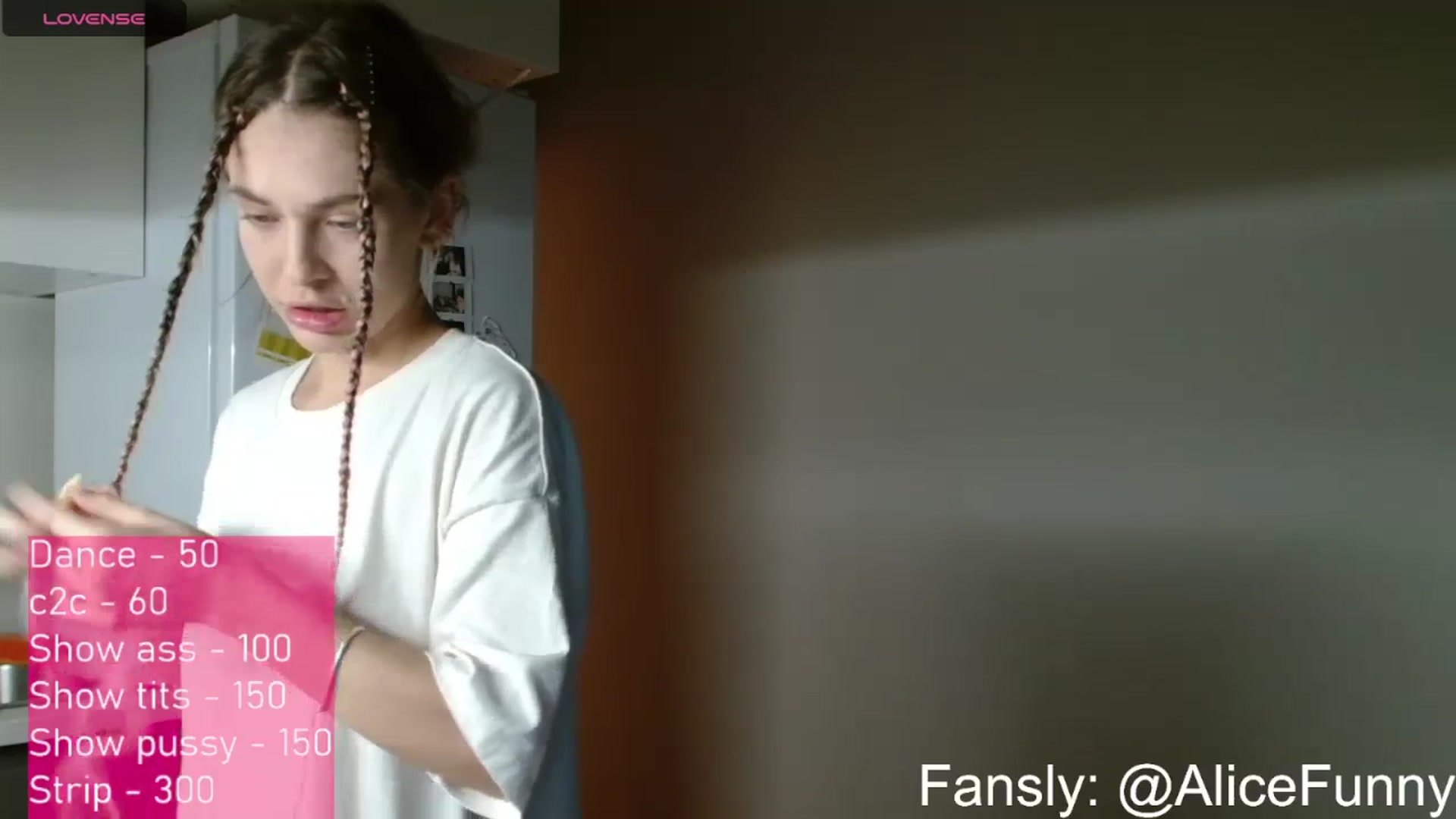 Gallery image thumbnail from FunnyMinni's myfreecams stream on, 08/23/2023, 21:18 image 9 of 20