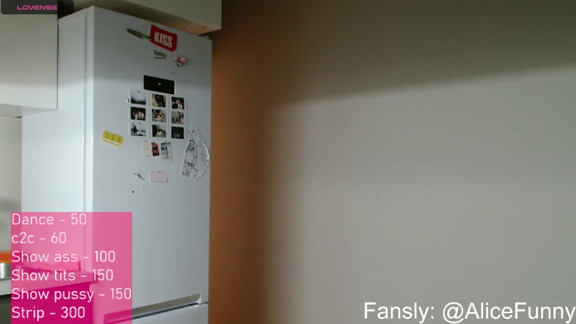 Gallery image thumbnail from FunnyMinni's myfreecams stream on, 08/23/2023, 21:18 image 15 of 20