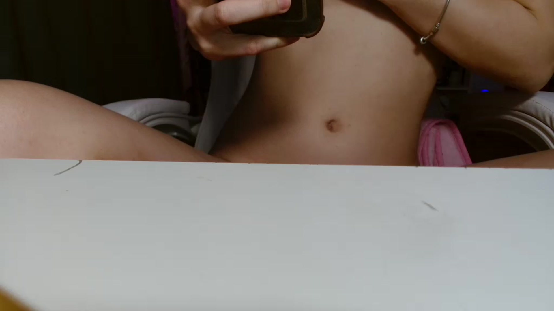 Gallery image thumbnail from FunnyMinni's myfreecams stream on, 02/27/2024, 19:19 image 14 of 20