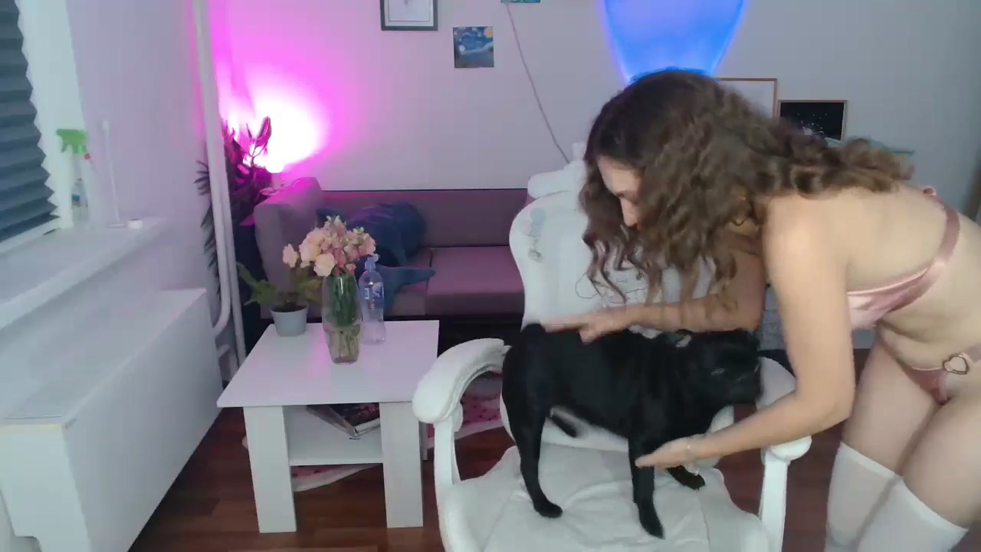 Gallery image thumbnail from FunnyMinni's myfreecams stream on, 07/10/2024, 09:29 image 15 of 20