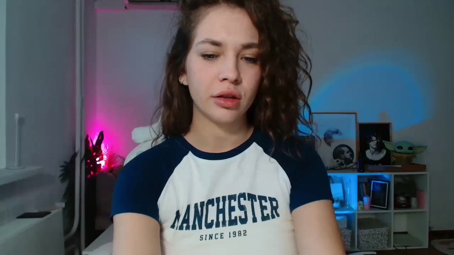 Gallery image thumbnail from FunnyMinni's myfreecams stream on, 08/03/2024, 10:00 image 11 of 20